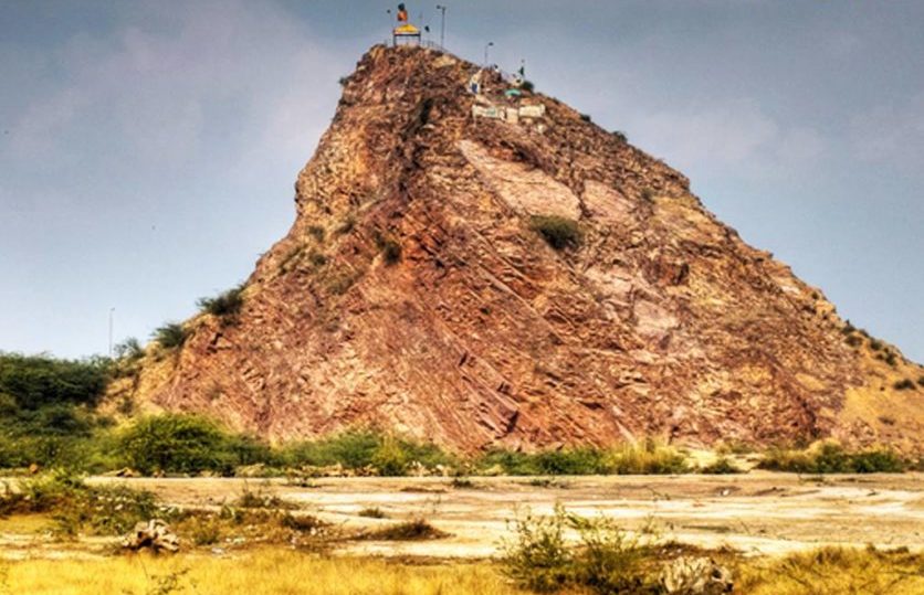 Sangla Hill